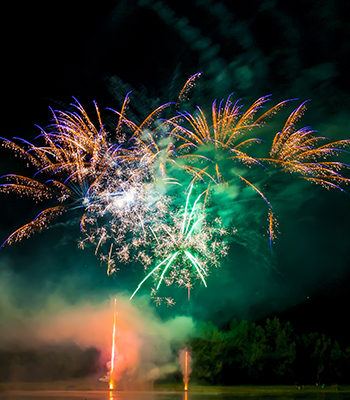 látványos tűzijáték falunapra, városnapra, önkormányzati rendezvényekre